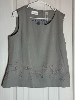 Villager Gray Sleeveless Tank Top with Leaf Embroidery, jacket and skirt